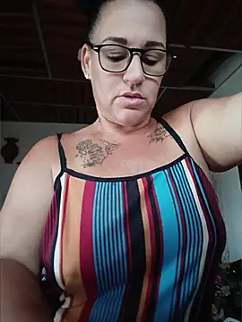 Snapshot of tugordita-hot chatting on May 1, 2026, 8:47 pm tugordita-hot online show from May 1, 2026, 8:47 pm