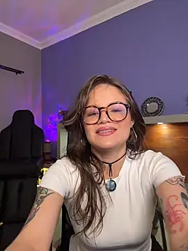 Tallulah Kinky online show from May 8, 2026, 5:17 pm