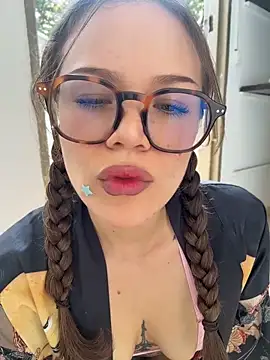 Tallulah Kinky online show from June 20, 2026, 9:31 pm