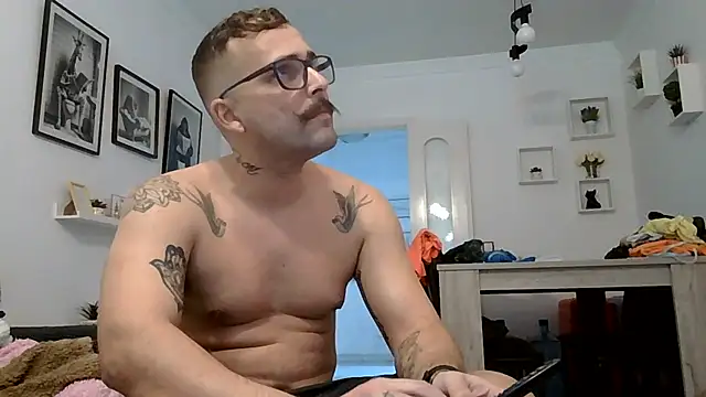 yanick931 online show from June 12, 2026, 4:05 pm