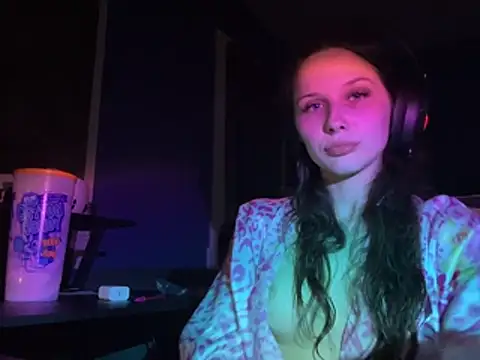 urfavgamergurl online show from March 14, 2026, 12:38 am