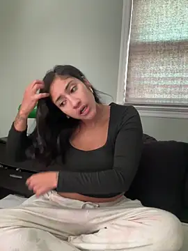 LatinaLoka online show from May 10, 2026, 1:57 pm