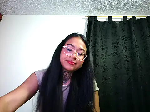 Snapshot of honeyblue12 chatting on March 14, 2026, 11:55 pm honeyblue12 online show from March 14, 2026, 11:55 pm