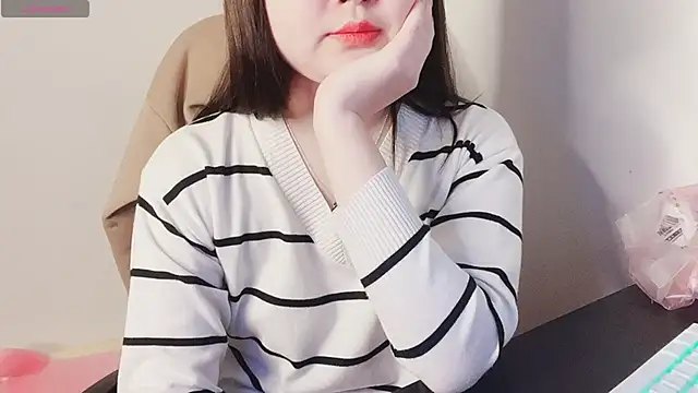 hunhun122 online show from March 13, 2026, 4:34 pm