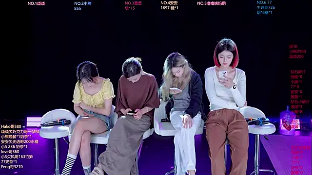 prettygirls-001 online show from April 9, 2026, 10:32 am