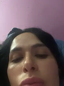 leila moretti online show from April 22, 2026, 3:24 am