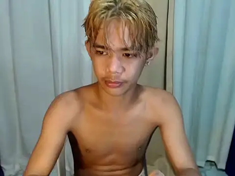 boynextdoorjosh online show from May 17, 2026, 12:27 pm