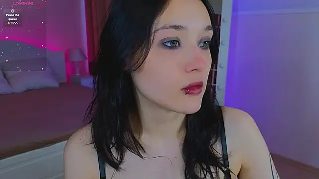 Snapshot of DarcyBlackwood chatting on May 14, 2026, 1:13 am DarcyBlackwood online show from May 14, 2026, 1:13 am
