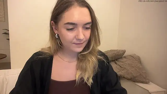 RoxyWet online show from June 4, 2026, 12:21 pm