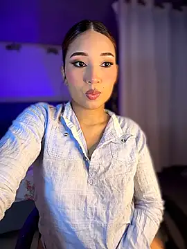 Snapshot of iamkyliewest chatting on May 30, 2026, 5:25 am iamkyliewest online show from May 30, 2026, 5:25 am