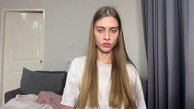 Snapshot of SonyaScarlett chatting on March 12, 2026, 12:09 pm SonyaScarlett online show from March 12, 2026, 12:09 pm