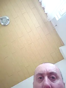 Snapshot of SuperMasaj42 chatting on March 17, 2026, 4:32 pm SuperMasaj42 online show from March 17, 2026, 4:32 pm