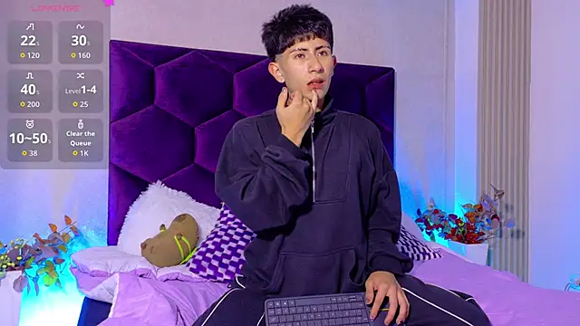 AndyJustgame  online show from May 17, 2026, 5:07 am