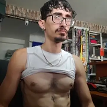 jhosuamoore online show from April 18, 2026, 7:18 pm