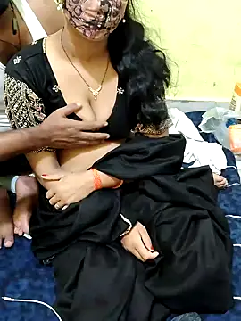 Hot lady234 online show from July 28, 2026, 4:39 pm