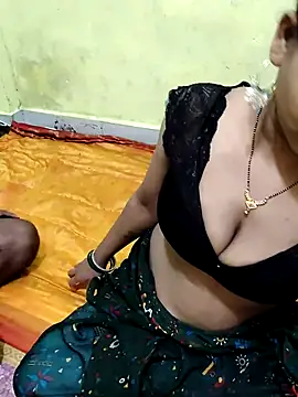 Hot lady234 online show from July 26, 2026, 4:36 pm