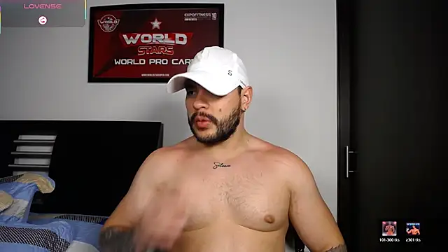 Axel Dominus online show from April 13, 2026, 3:10 am