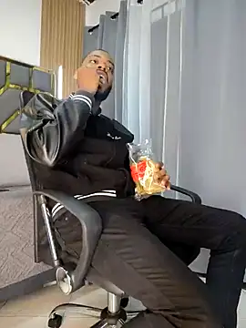 Oliver bigblack cock online show from April 16, 2026, 6:08 pm