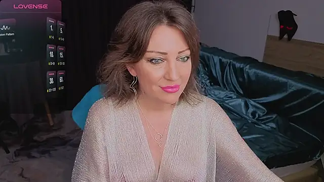 Sirena Fly online show from May 21, 2026, 9:45 pm