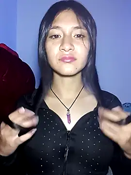 Snapshot of KarolaMendez chatting on June 16, 2026, 11:49 pm KarolaMendez online show from June 16, 2026, 11:49 pm
