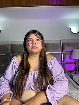 Amelie Fabulous  online show from May 29, 2026, 8:04 pm