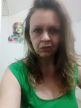 Snapshot of Liakan_3 chatting on April 6, 2026, 5:30 am Liakan 3 online show from April 6, 2026, 5:30 am