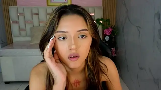 veronicaa s online show from July 2, 2026, 9:32 pm