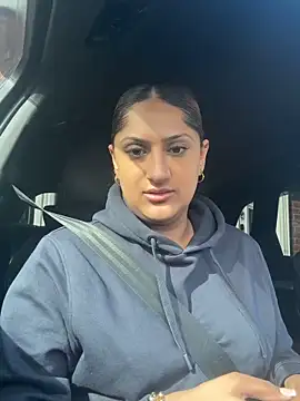 SexyRiri  online show from March 26, 2026, 2:04 pm