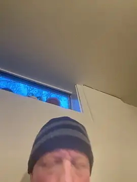 Kristopherbbb online show from May 3, 2026, 9:47 am