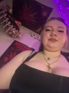 miabby20 online show from April 30, 2026, 2:51 am