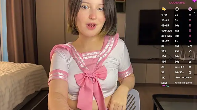 Snapshot of emilyy_xoxo chatting on April 16, 2026, 4:02 am emilyy xoxo online show from April 16, 2026, 4:02 am