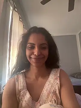 karlatiburcio online show from May 4, 2026, 7:17 pm