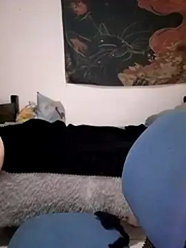 Dreamslucylu online show from March 13, 2026, 8:41 am