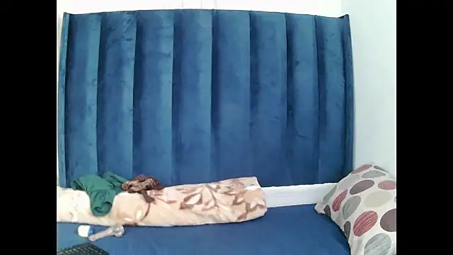 MelaniBbe online show from March 26, 2026, 1:31 pm