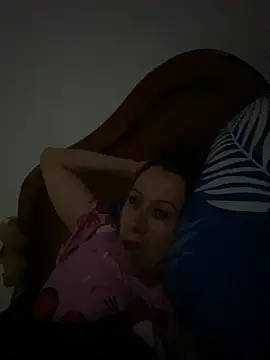Snapshot of ItsAmara chatting on April 5, 2026, 11:28 am ItsAmara online show from April 5, 2026, 11:28 am
