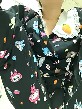 Love forever 69 online show from April 21, 2026, 10:27 pm