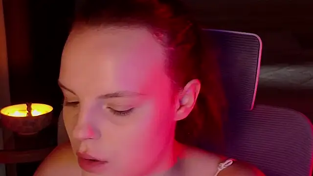 mollybossy online show from April 29, 2026, 7:23 am