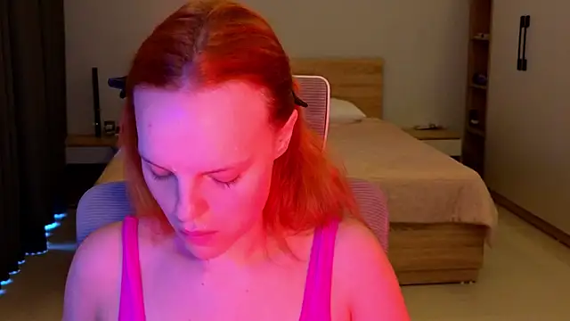 mollybossy online show from March 31, 2026, 12:12 am