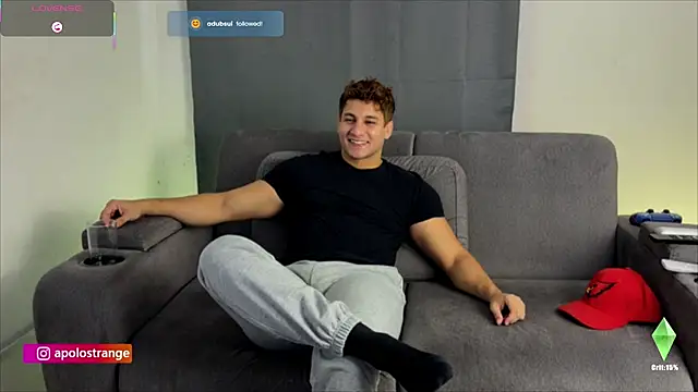 Snapshot of apolo_strange chatting on April 19, 2026, 6:54 pm apolo strange online show from April 19, 2026, 6:54 pm