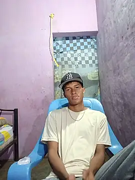 SOYFAKER online show from August 7, 2026, 3:45 am