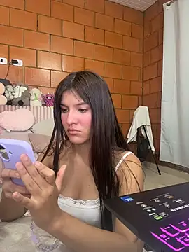 xayah cute online show from May 21, 2026, 5:38 am