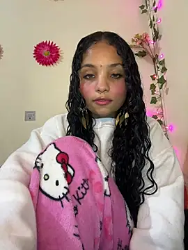 Snapshot of SpidderSecret chatting on May 22, 2026, 3:43 pm SpidderSecret online show from May 22, 2026, 3:43 pm
