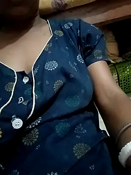 Snapshot of tulidas96778 chatting on April 1, 2026, 1:23 pm tulidas96778 online show from April 1, 2026, 1:23 pm