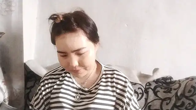 Snapshot of CuteAngell chatting on March 20, 2026, 6:25 am CuteAngell online show from March 20, 2026, 6:25 am