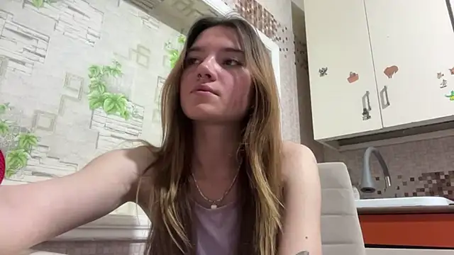 Lili Kilian online show from April 21, 2026, 3:18 pm