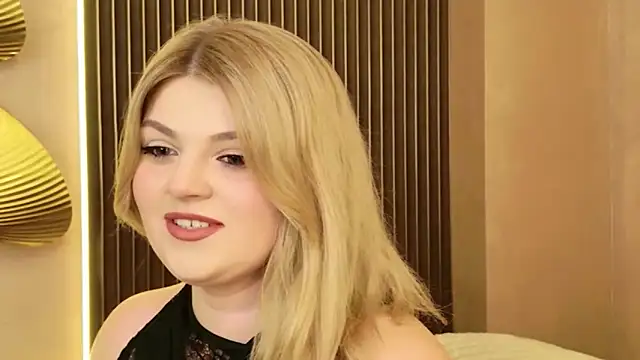 Snapshot of WendyPage chatting on May 23, 2026, 8:52 pm WendyPage online show from May 23, 2026, 8:52 pm