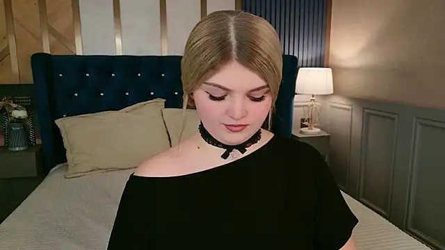 Snapshot of WendyPage chatting on July 7, 2026, 7:28 pm WendyPage online show from July 7, 2026, 7:28 pm