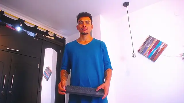 Snapshot of sanji_motion chatting on March 13, 2026, 8:47 pm sanji motion online show from March 13, 2026, 8:47 pm