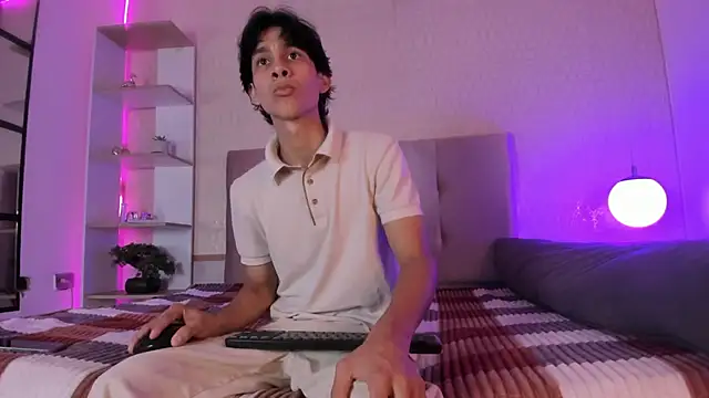 Cheys Mast online show from April 2, 2026, 3:19 pm