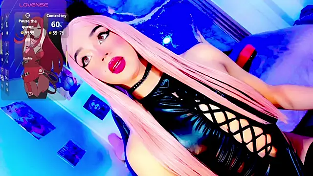 blonde queen- online show from April 30, 2026, 8:57 pm